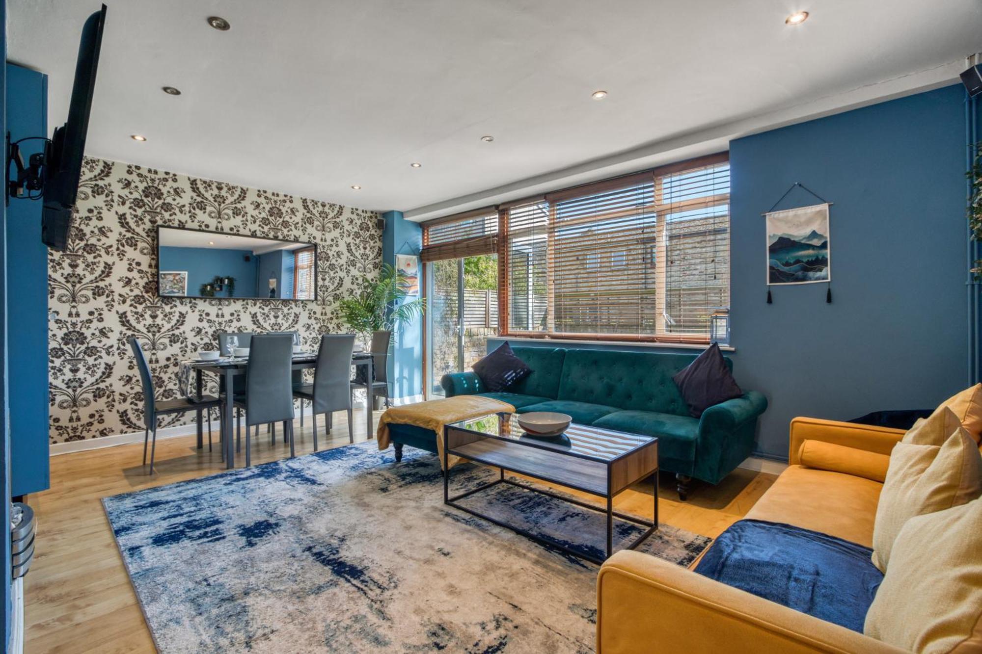 Lovely 3-Bed Clapham Common Londra Exterior foto